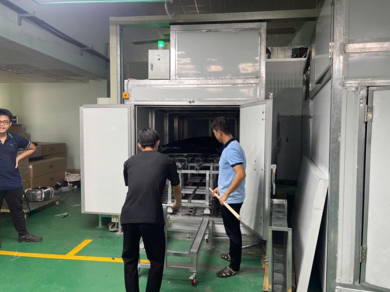 Tủ sấy sơn nhựa xe